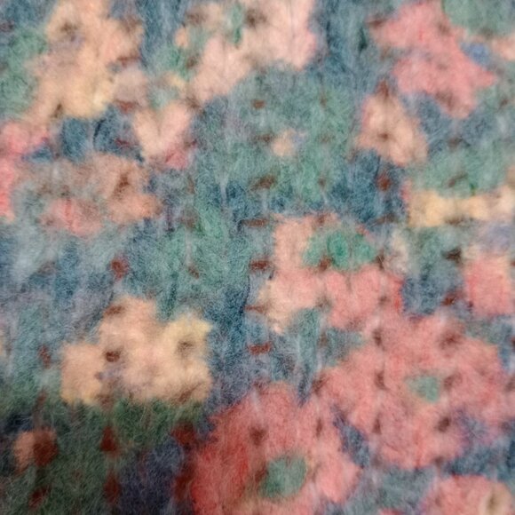 SOLD Zara Women's Floral Wool Blend Knit Cropped Sweater size M - Picture 9 of 10